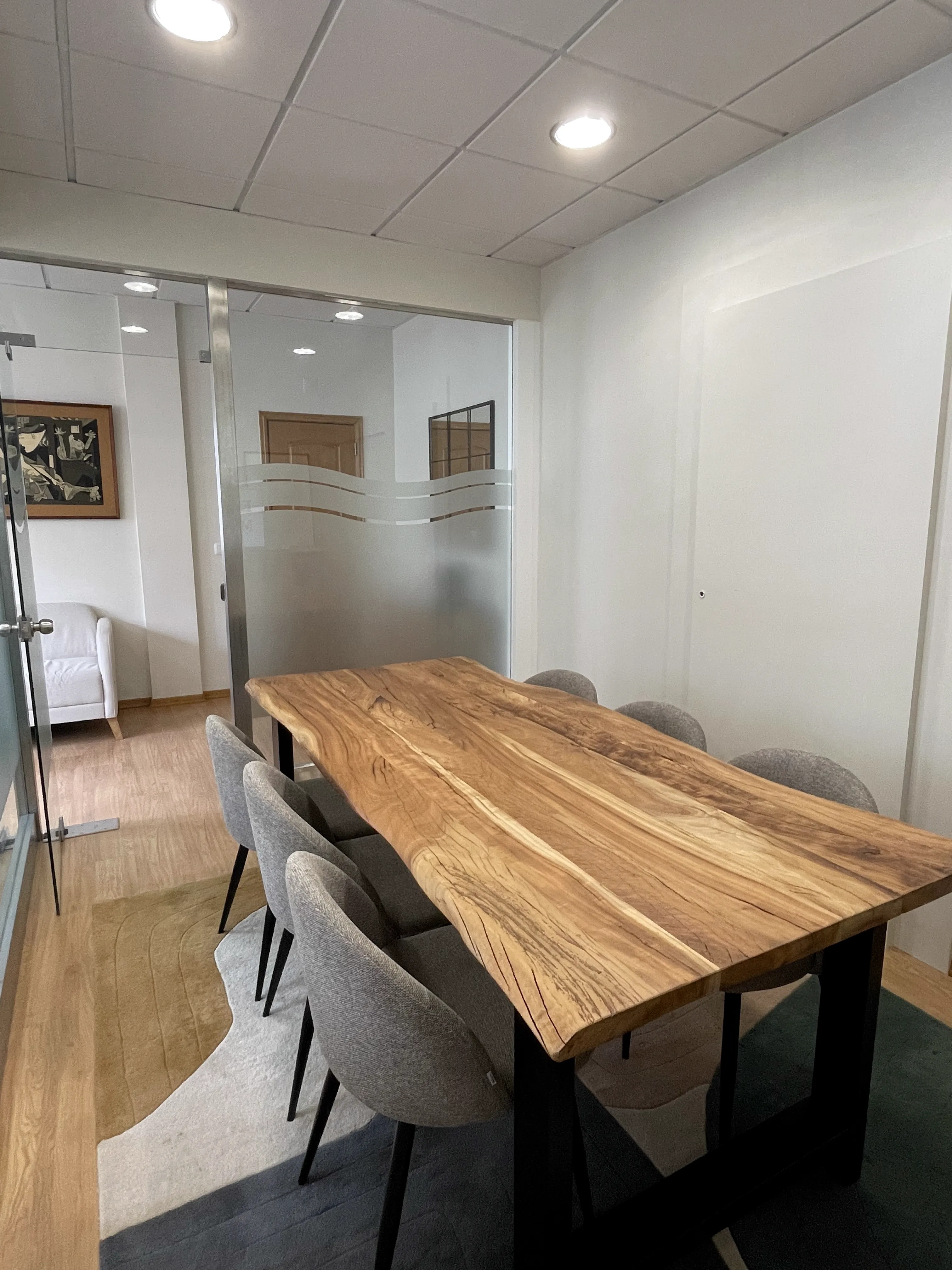 Sala de estudo com luz natural